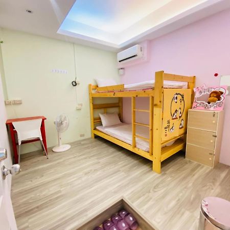 Mr. Red Tea B&B Taitung Bagian luar foto